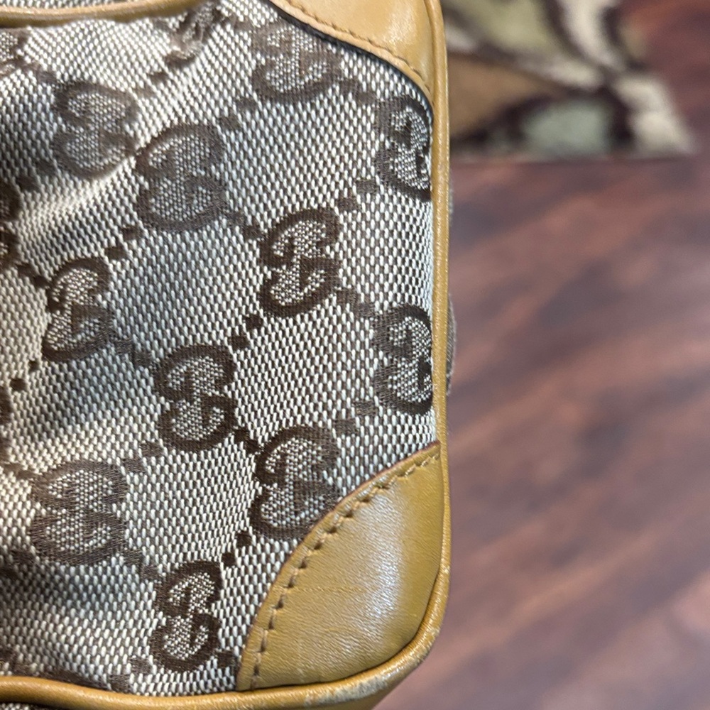 Gucci Beige and Red Stripe Satchel with Yellow Accents - Picture 13 of 14